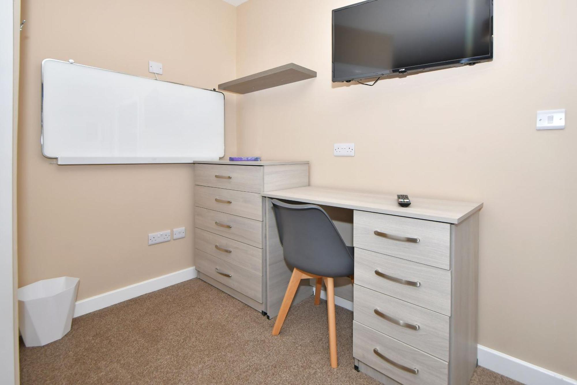 Townhouse At Alton Street Crewe Hotell Exteriör bild